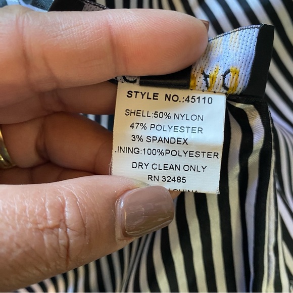 MYCRAPAC One Hoodie Rain Jacket M Black Embroidered Metallic w/ Belt Lightweight - Picture 9 of 14